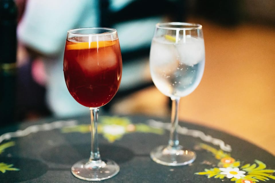 Seville: Drinks of Sevilla Tasting - The flamenco venue time: what you’ll get after the tastings stops